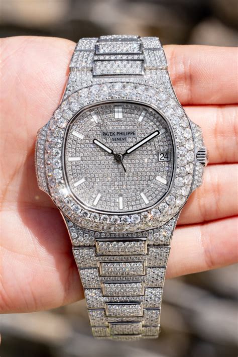 patek philippe 44mm white gold nautilus|patek philippe full diamond price.